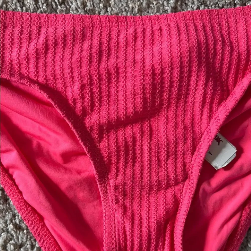 NWT Becca Pink Textured Bikini Bottom Sz Large - Picture 2 of 7